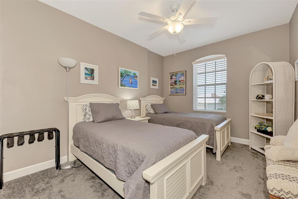 13392 GOLF POINTE DRIVE — photo 34 of 91