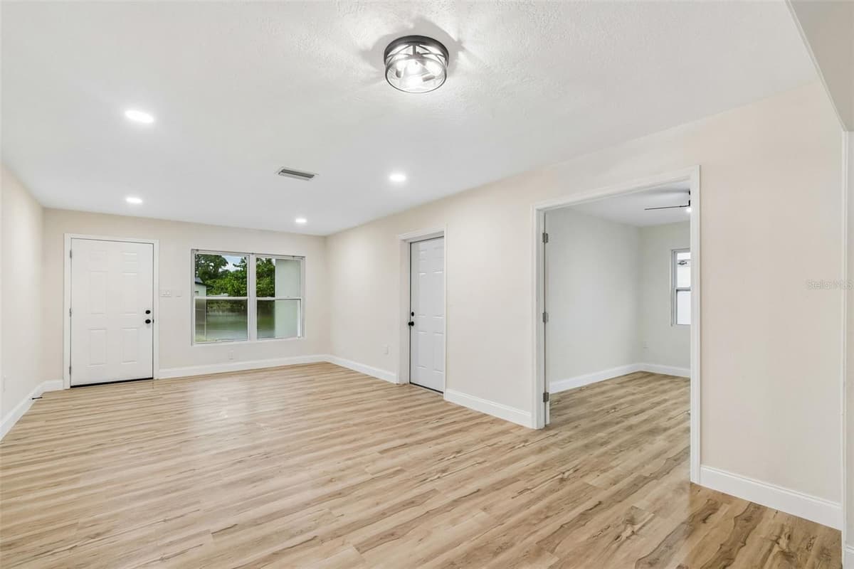 6781 33RD AVENUE — photo 9 of 63