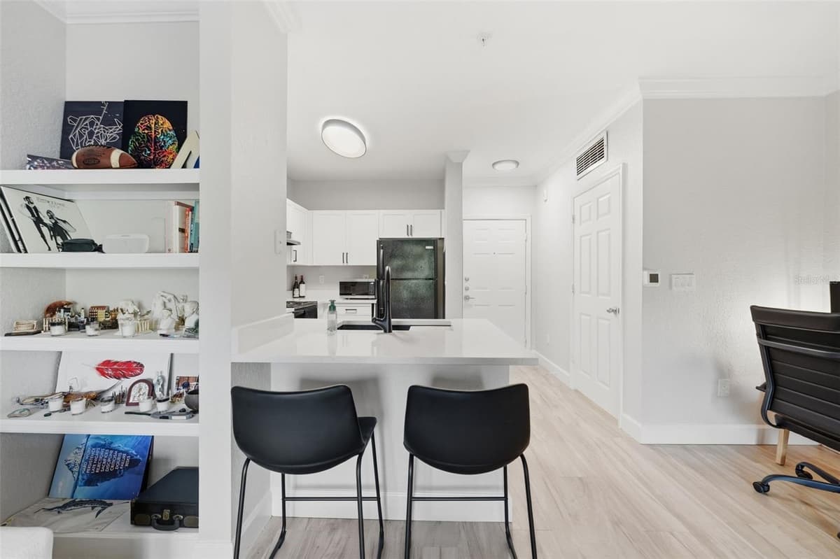 202 SOUTH STREET — photo 20 of 41