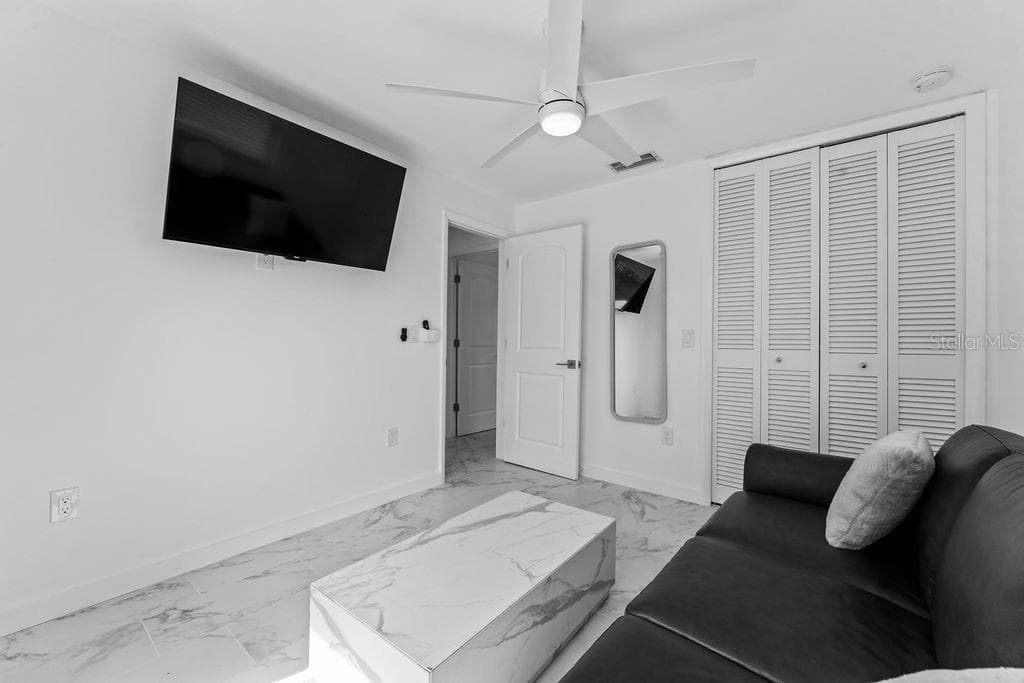 340 PALM ISLAND — photo 29 of 80