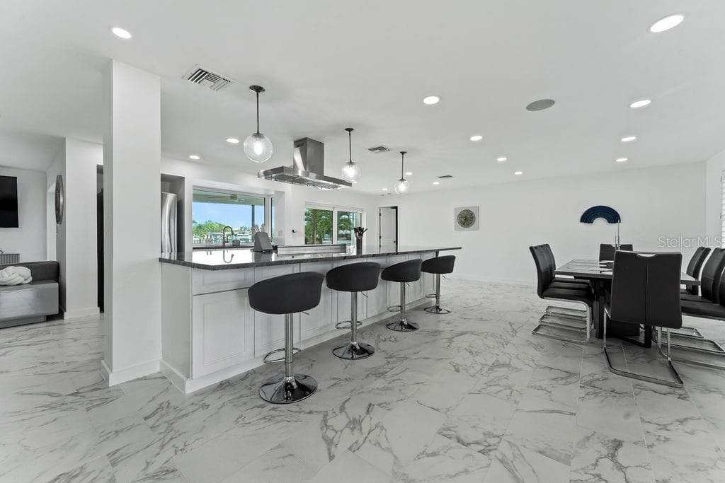 340 PALM ISLAND — photo 49 of 80