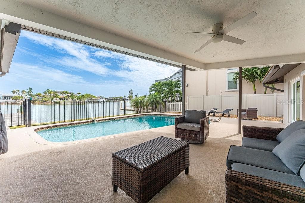 340 PALM ISLAND — photo 75 of 80