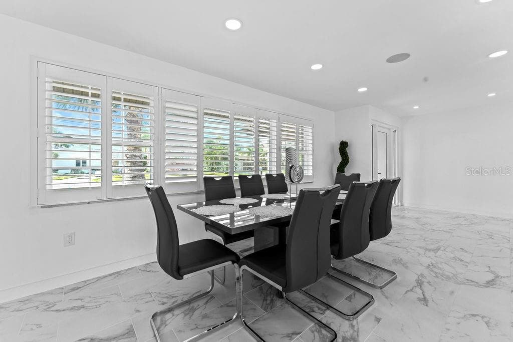 340 PALM ISLAND — photo 37 of 80