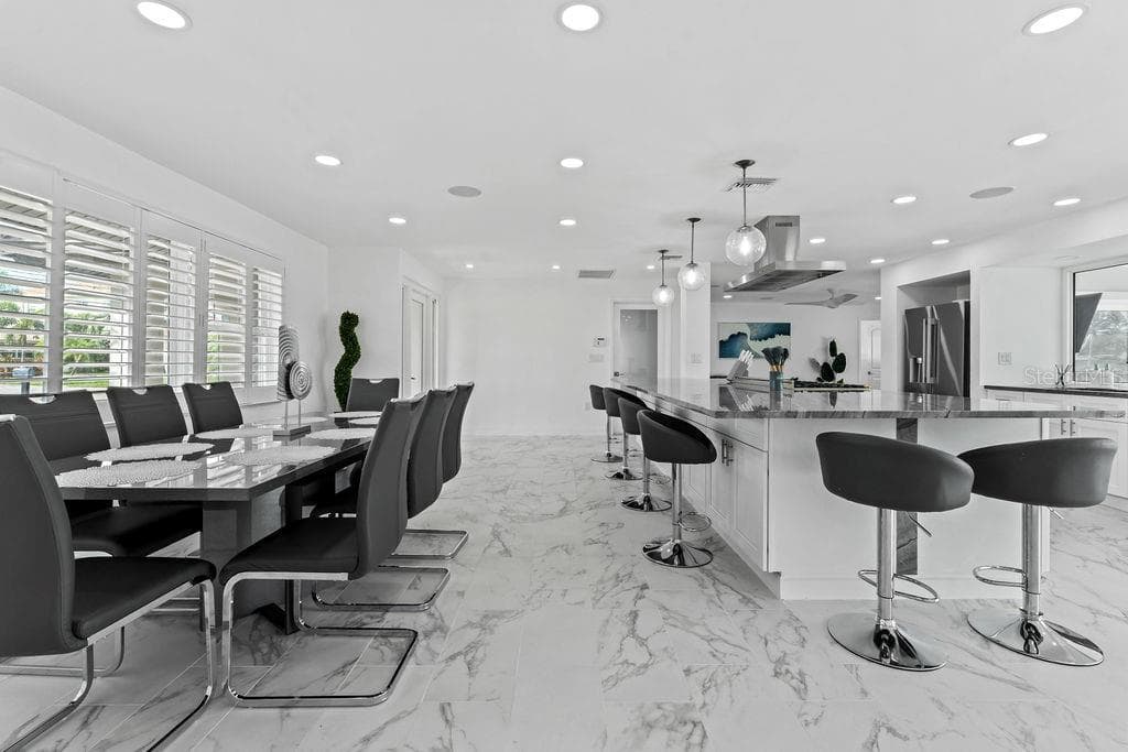 340 PALM ISLAND — photo 39 of 80