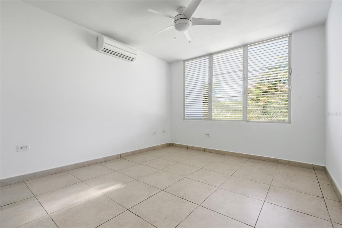 451 CAMINO GUAJATACA — photo 24 of 45