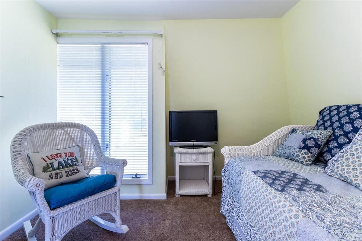 120 LITTLE ORANGE LAKE DRIVE — photo 40 of 53