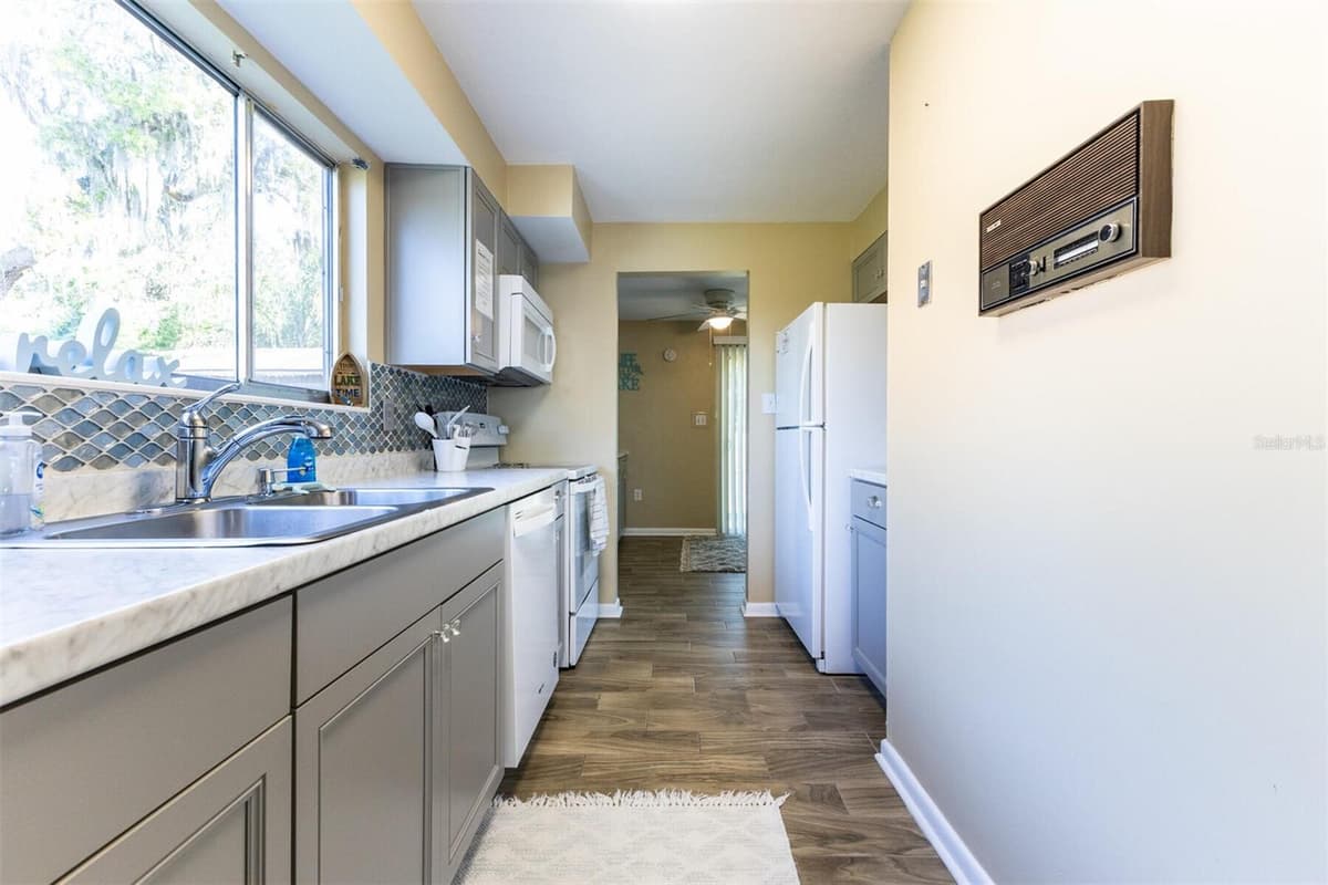 120 LITTLE ORANGE LAKE DRIVE — photo 18 of 53