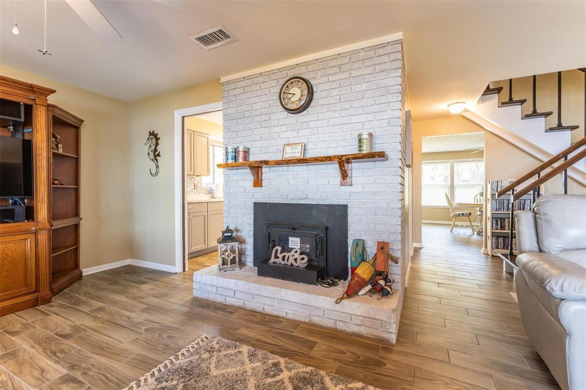 120 LITTLE ORANGE LAKE DRIVE — photo 15 of 53