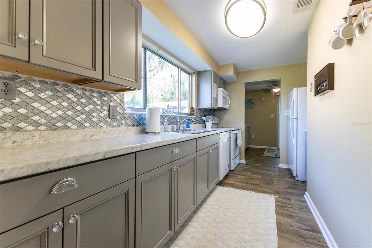 120 LITTLE ORANGE LAKE DRIVE — photo 17 of 53