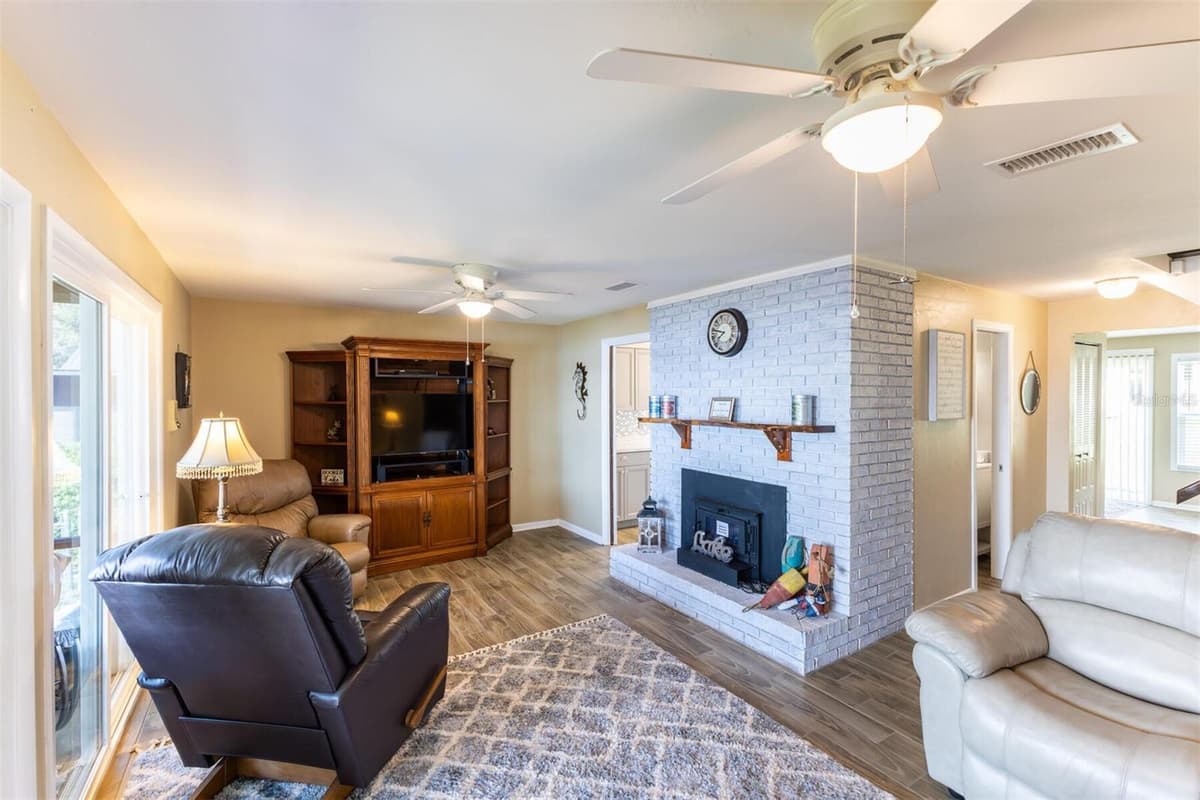 120 LITTLE ORANGE LAKE DRIVE — photo 11 of 53