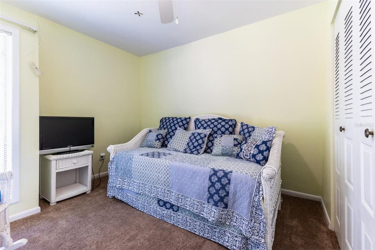120 LITTLE ORANGE LAKE DRIVE — photo 39 of 53