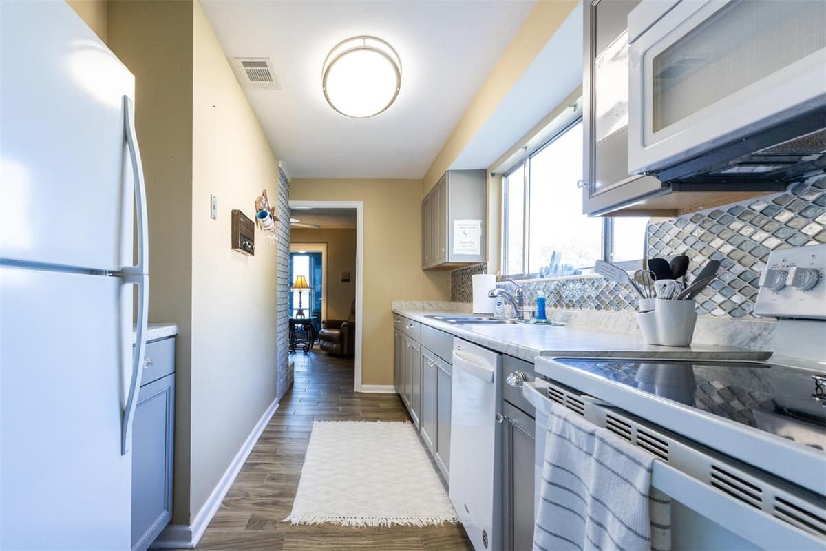 120 LITTLE ORANGE LAKE DRIVE — photo 19 of 53