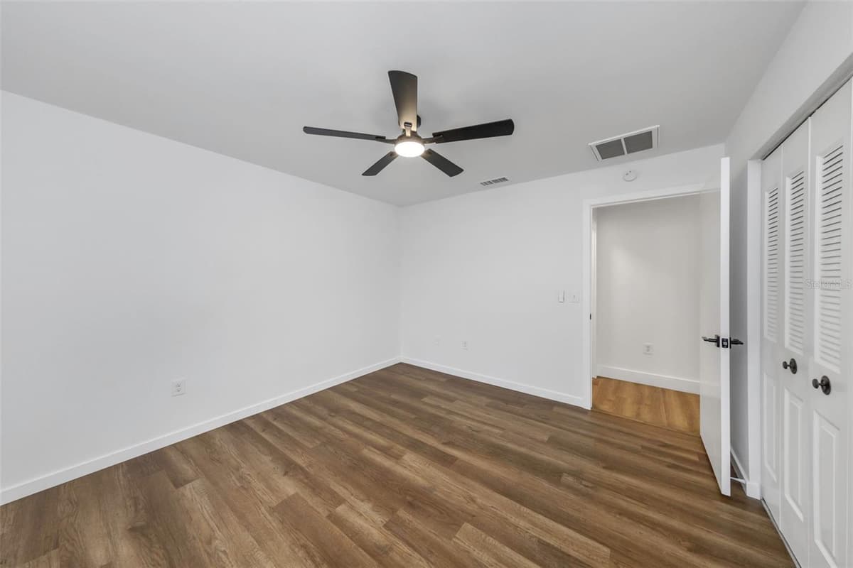 328 BAY HILLS BOULEVARD — photo 38 of 64