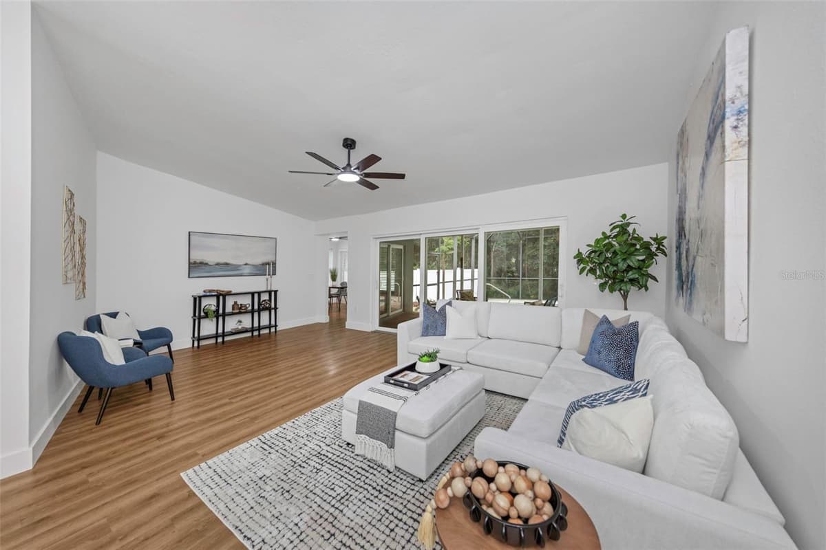 328 BAY HILLS BOULEVARD — photo 5 of 64