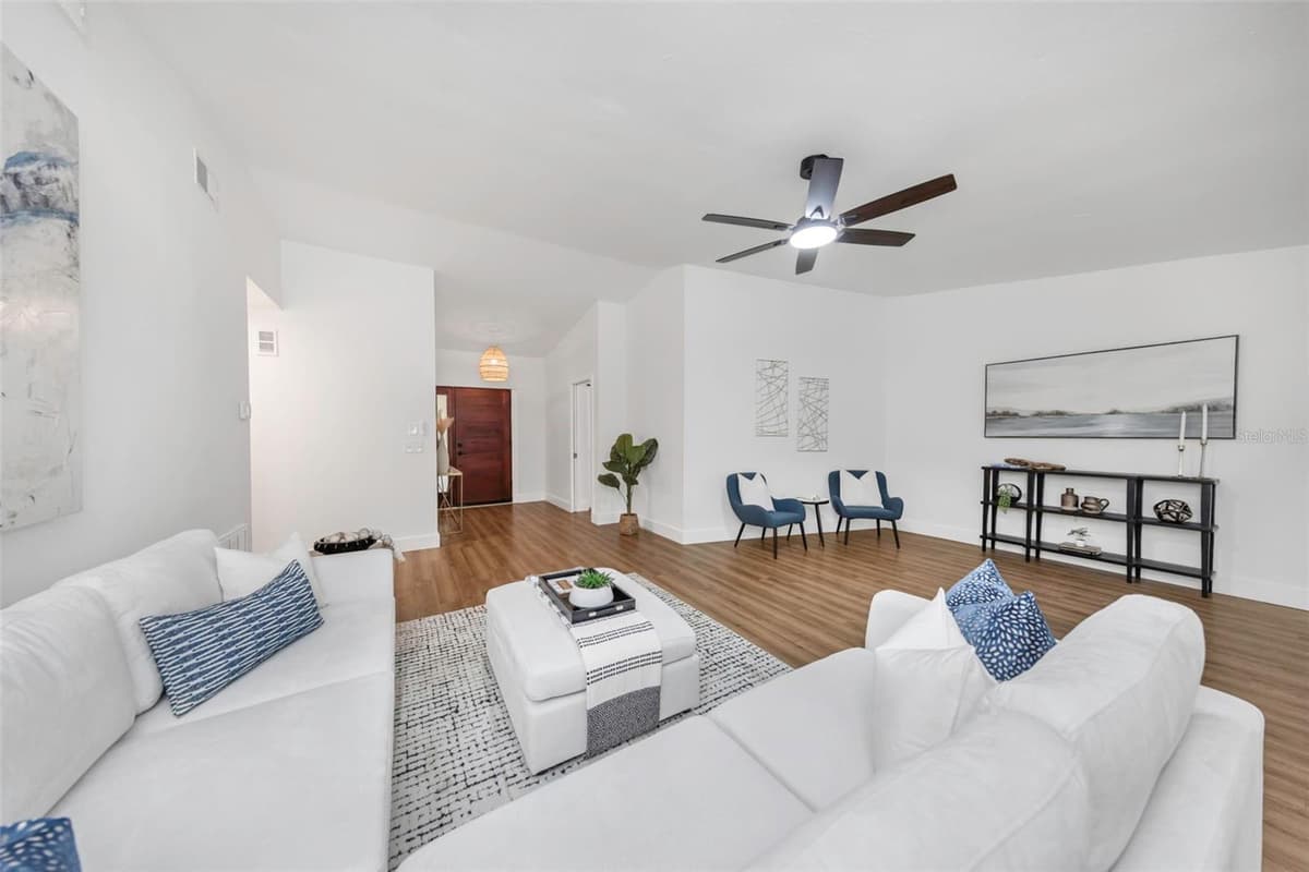 328 BAY HILLS BOULEVARD — photo 6 of 64