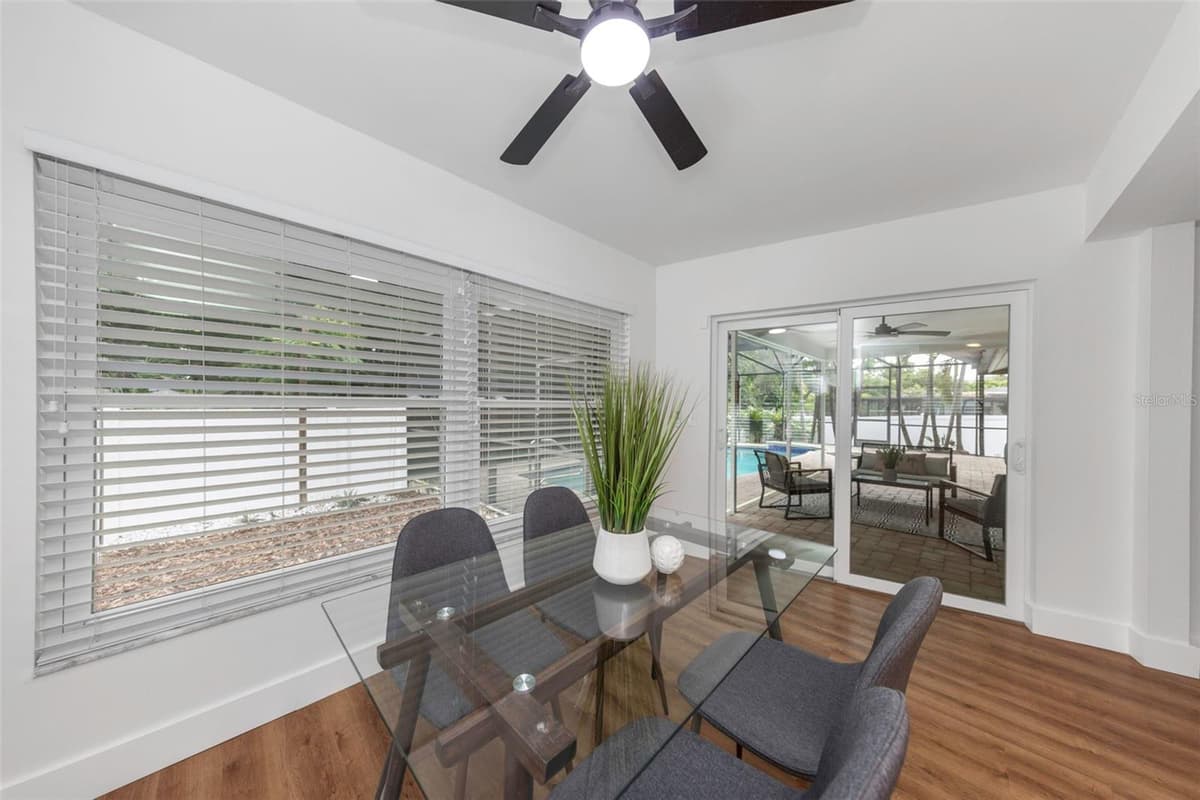 328 BAY HILLS BOULEVARD — photo 12 of 64