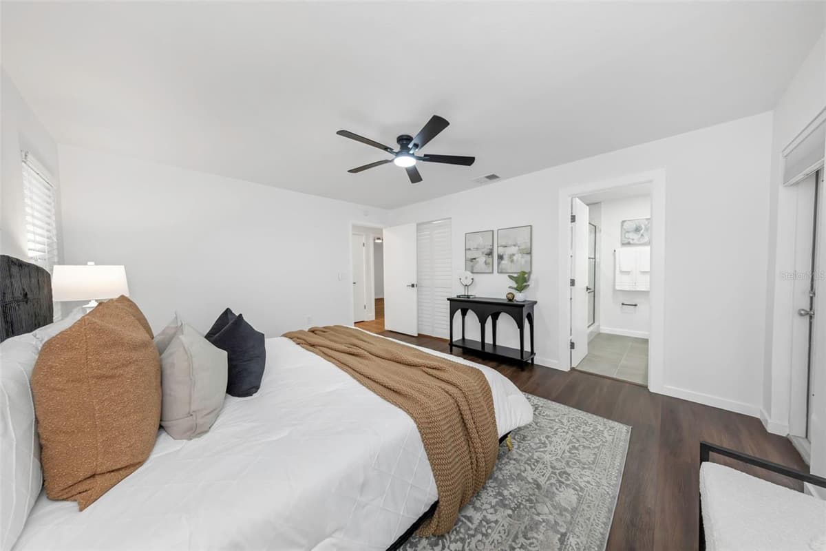328 BAY HILLS BOULEVARD — photo 30 of 64