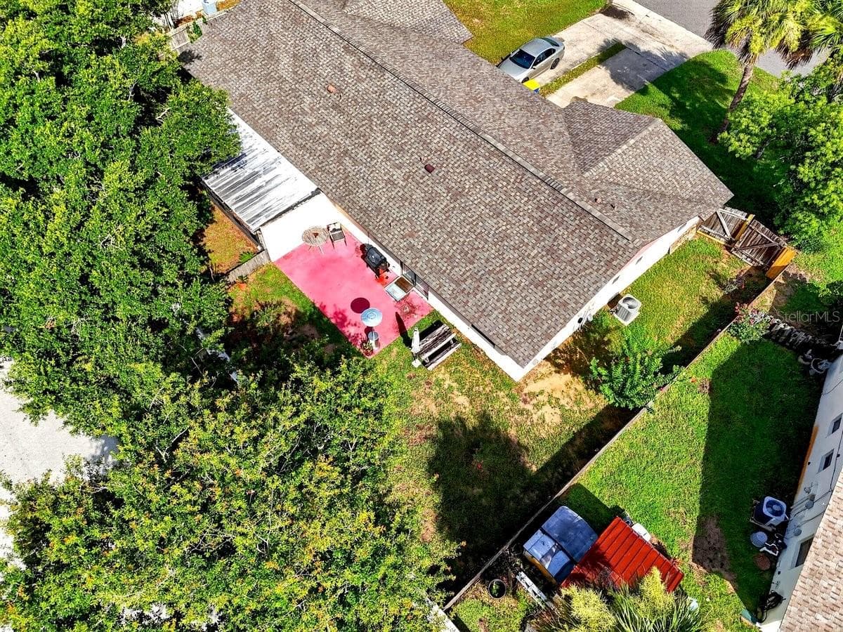 1004 EGRET COURT — photo 33 of 37