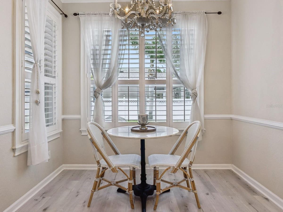 13403 RIGGS WAY — photo 13 of 47