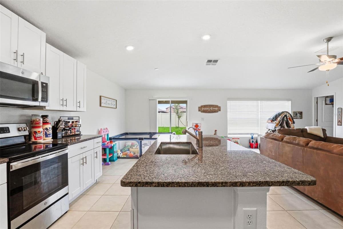 3607 NATURAL TRACE STREET — photo 9 of 48