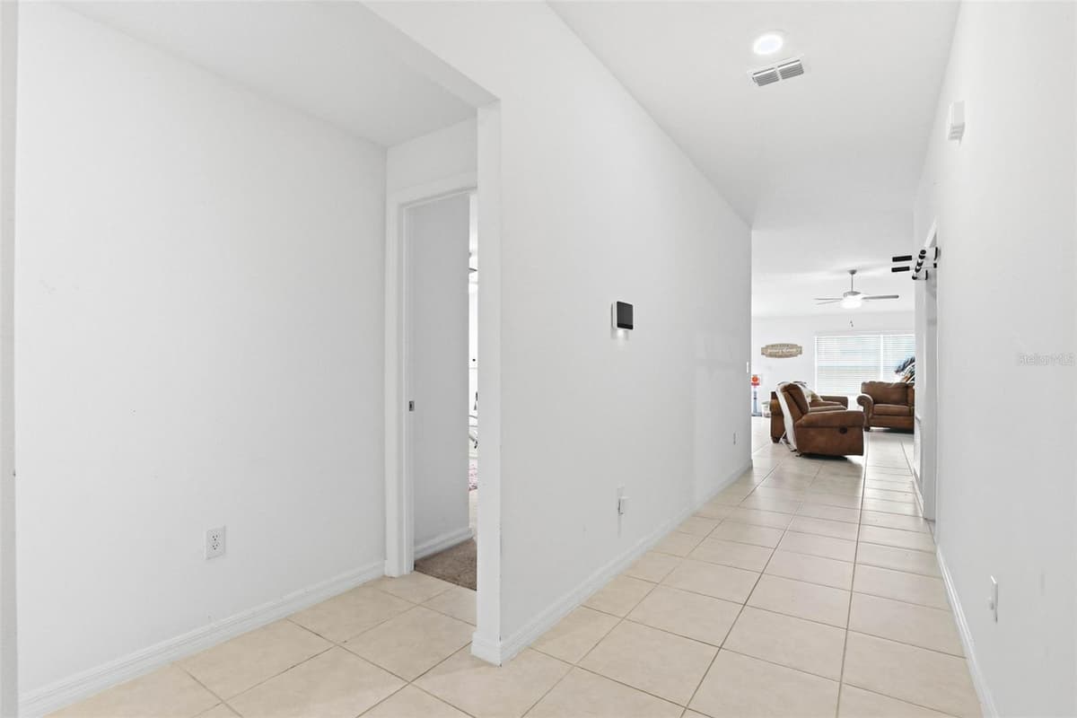 3607 NATURAL TRACE STREET — photo 6 of 48