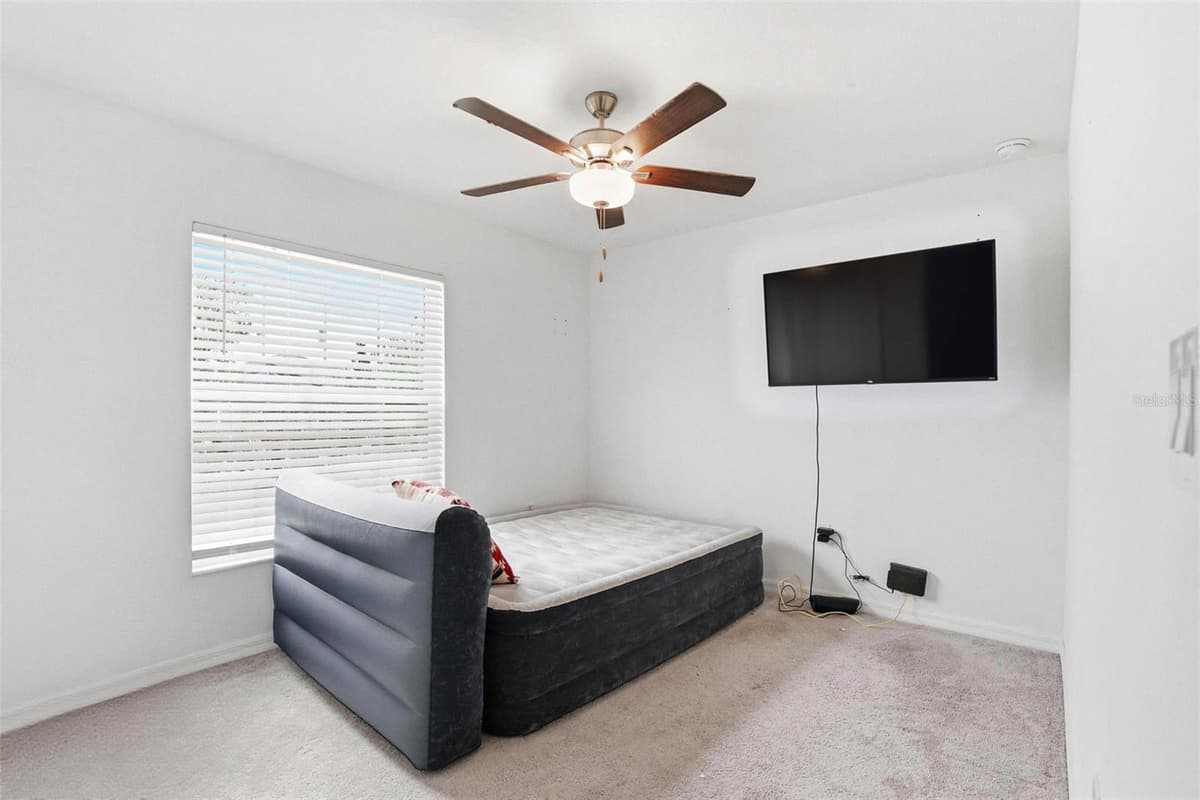 3607 NATURAL TRACE STREET — photo 15 of 48