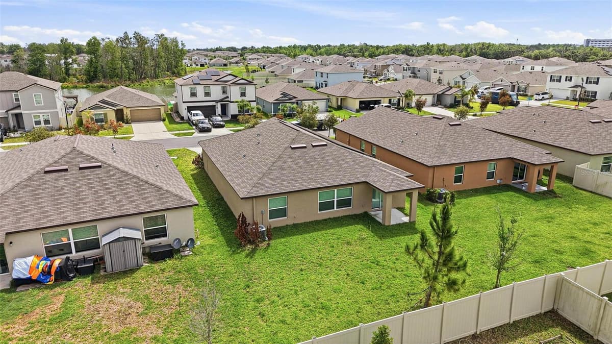 3607 NATURAL TRACE STREET — photo 45 of 48