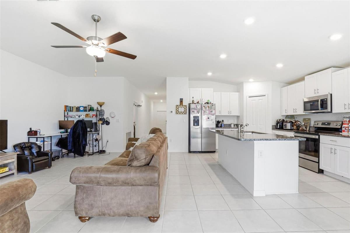 3607 NATURAL TRACE STREET — photo 12 of 48