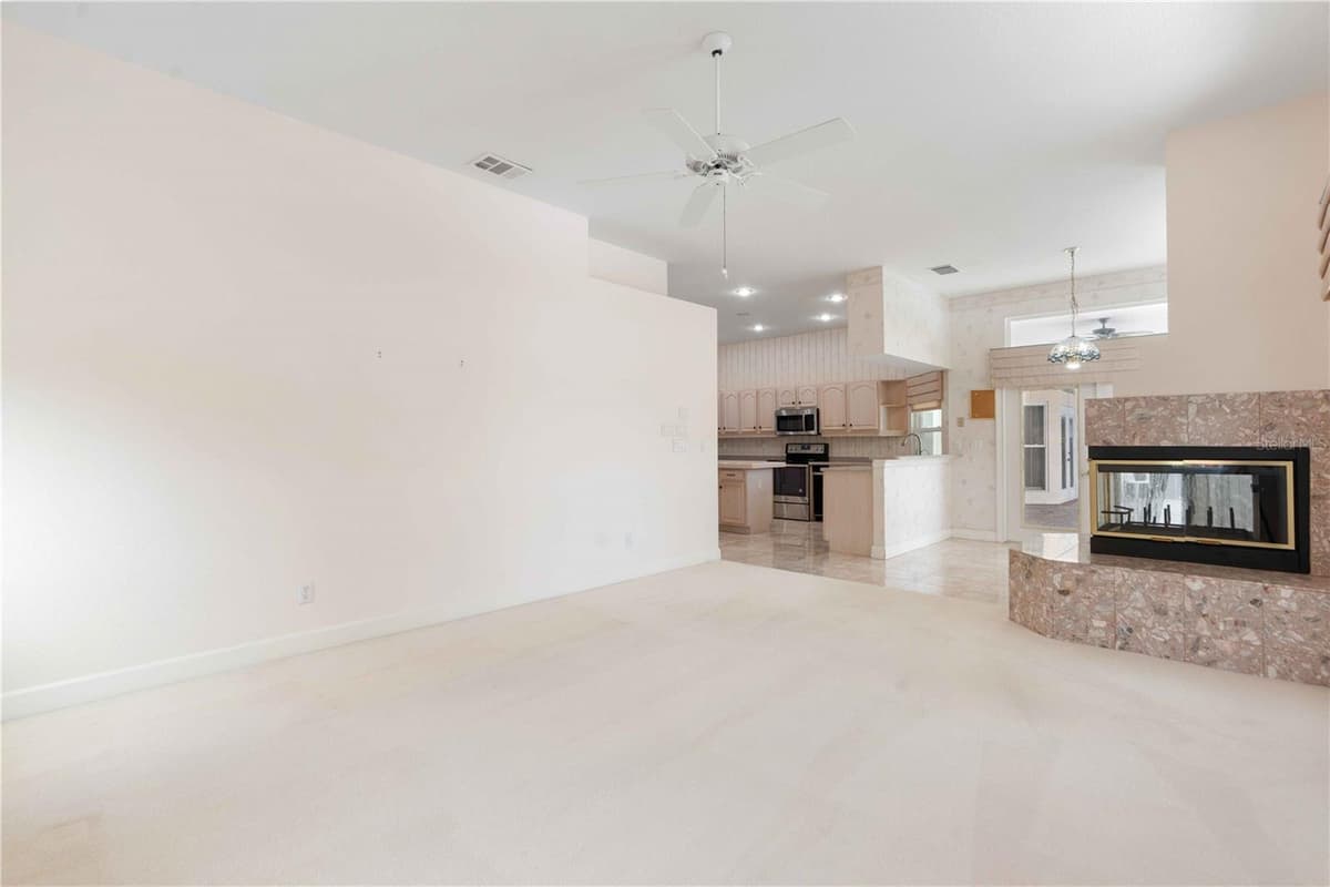 2122 PLATINUM DRIVE — photo 17 of 55