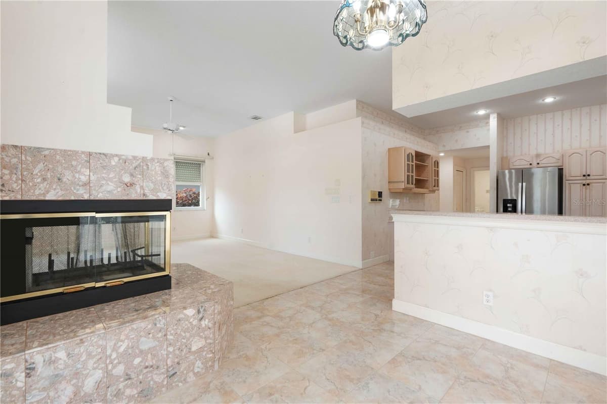 2122 PLATINUM DRIVE — photo 15 of 55