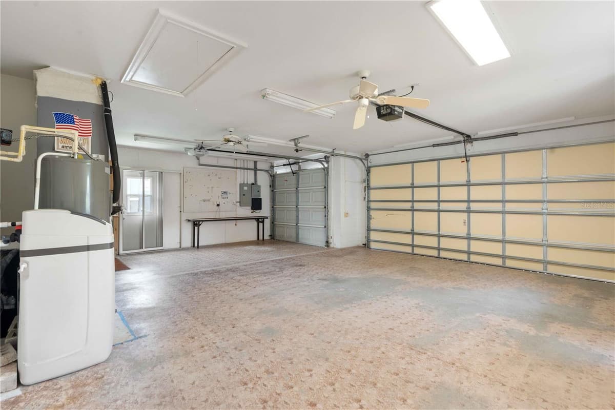 2122 PLATINUM DRIVE — photo 40 of 55