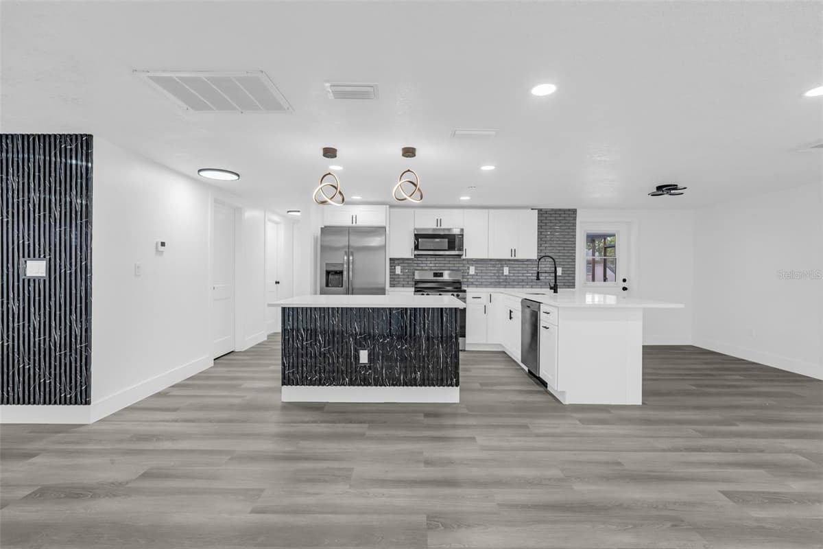 3325 DARLINGTON ROAD — photo 14 of 33
