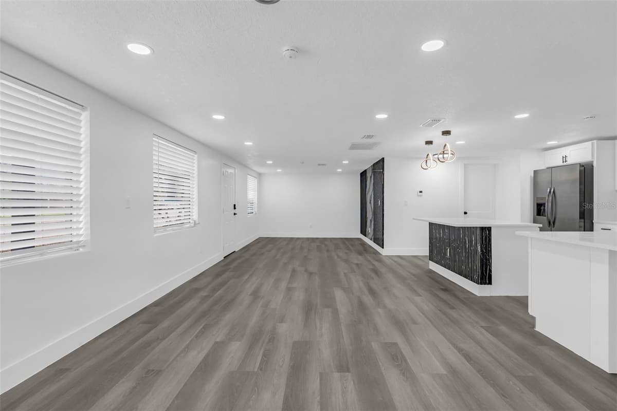 3325 DARLINGTON ROAD — photo 12 of 33