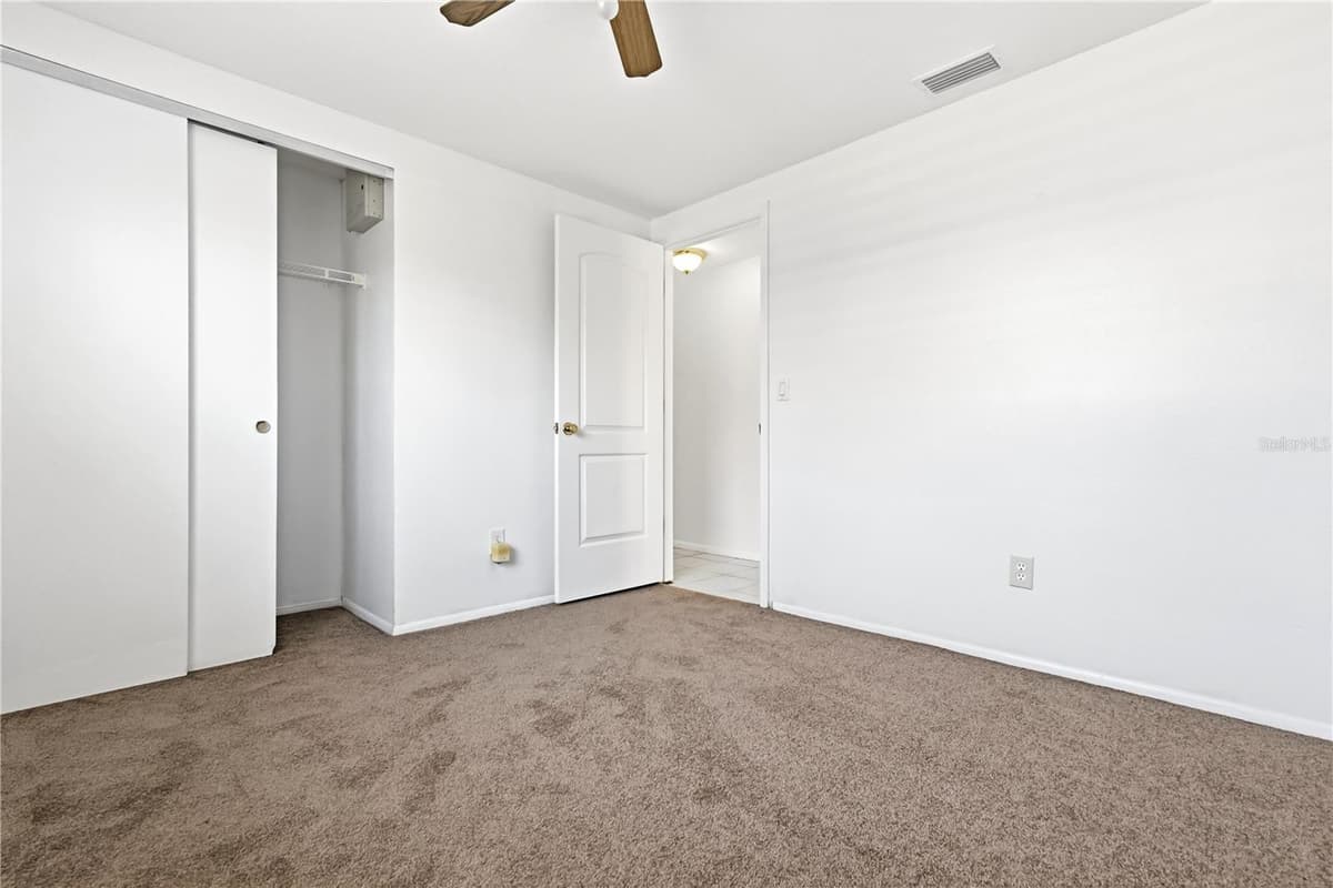 9704 SHALIMAR COURT — photo 27 of 42