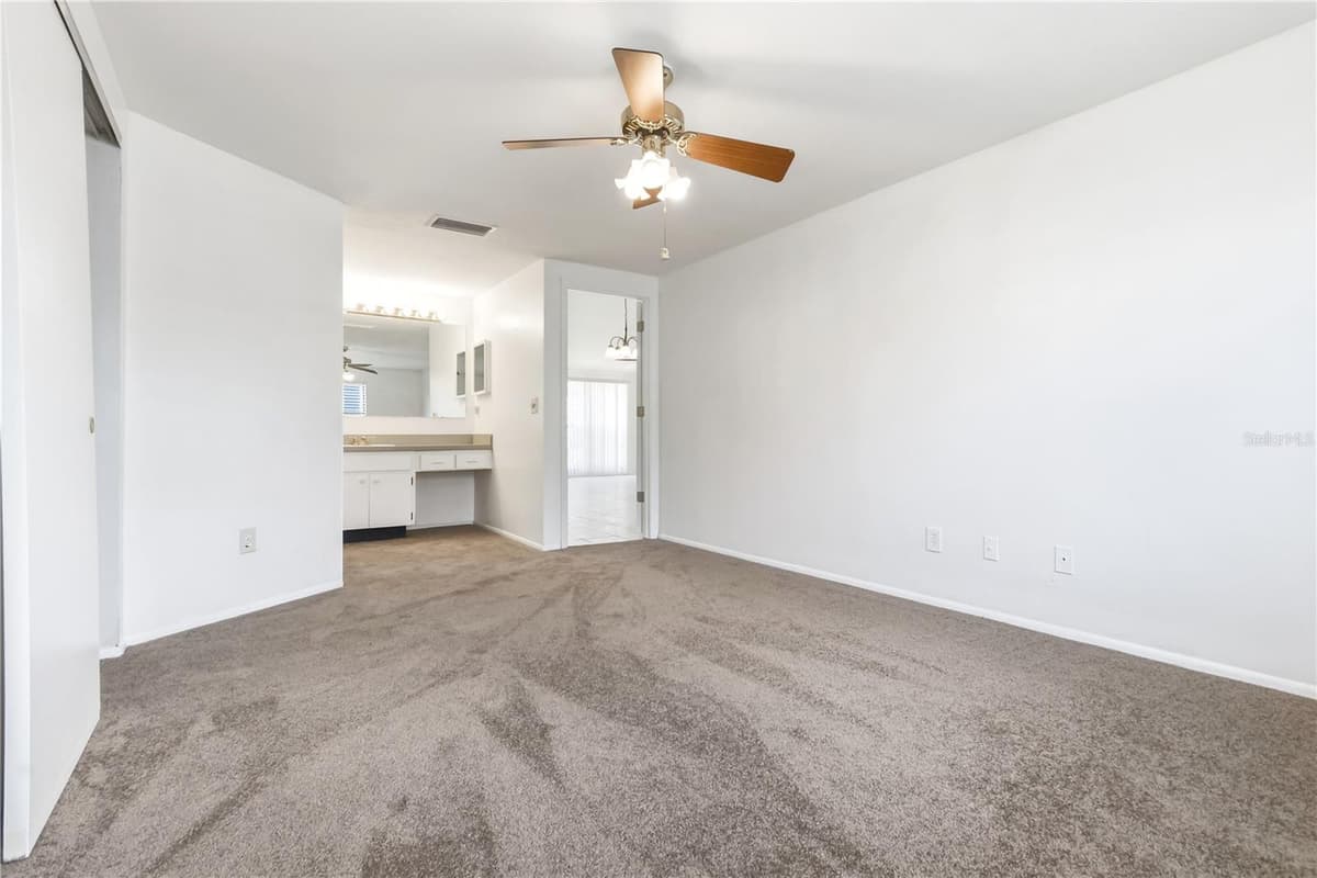 9704 SHALIMAR COURT — photo 20 of 42