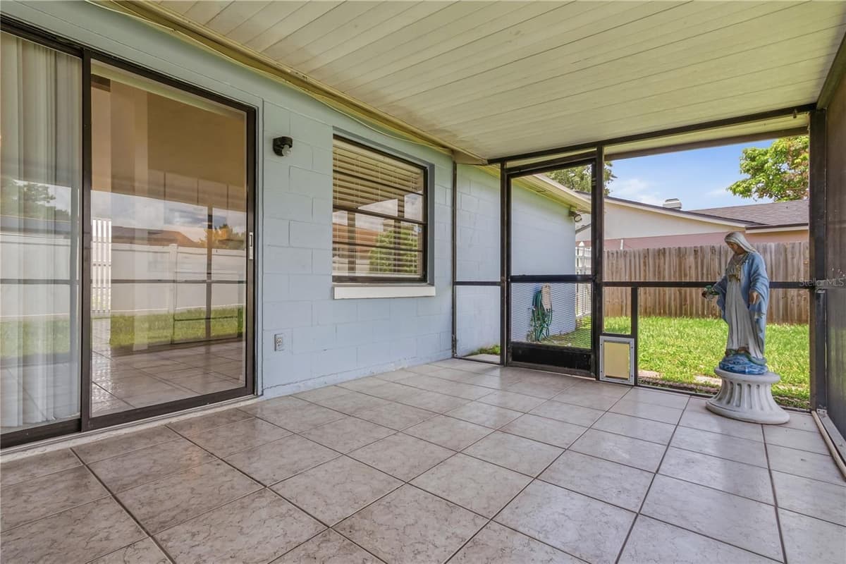 9704 SHALIMAR COURT — photo 36 of 42