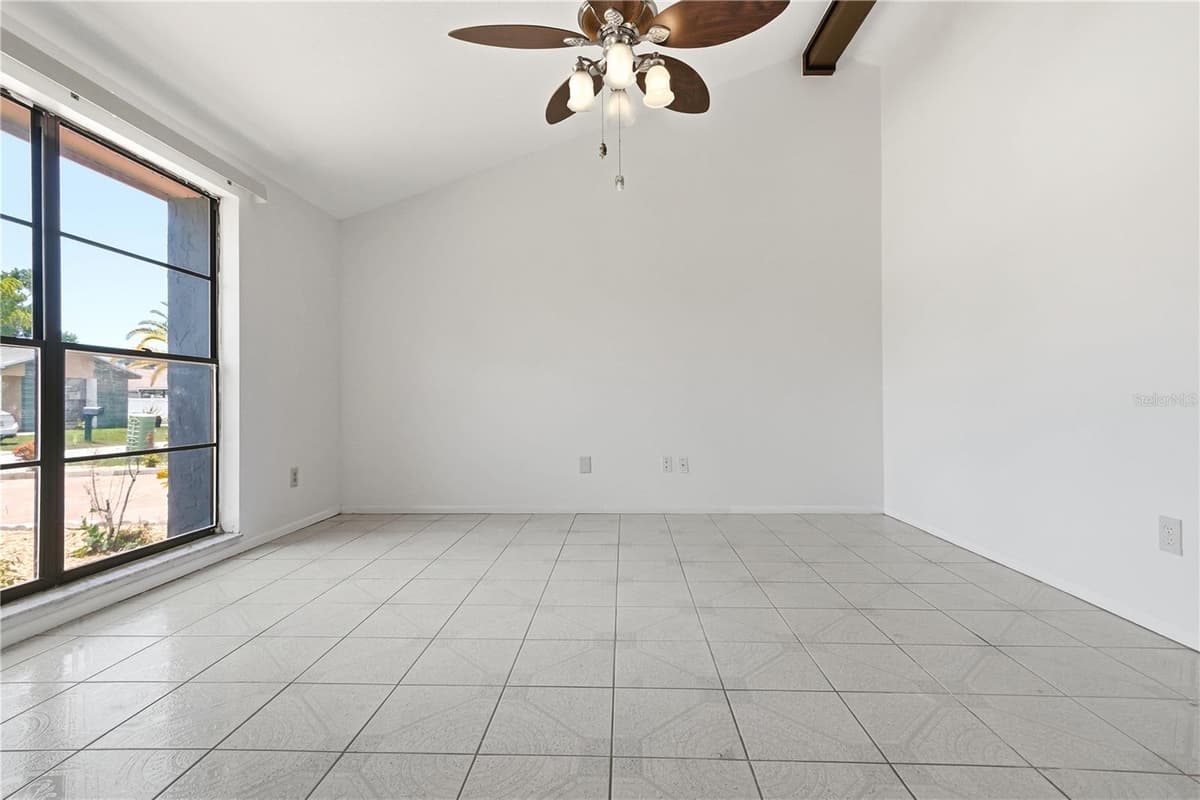 9704 SHALIMAR COURT — photo 12 of 42