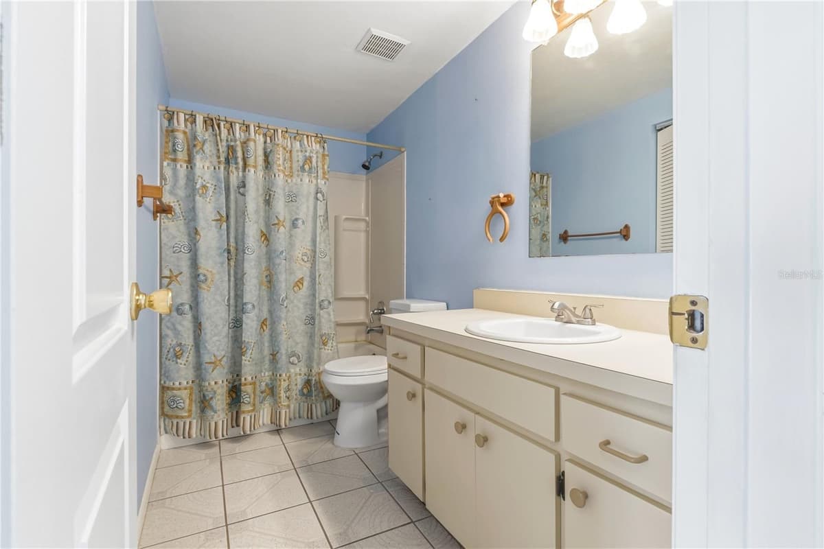 9704 SHALIMAR COURT — photo 29 of 42