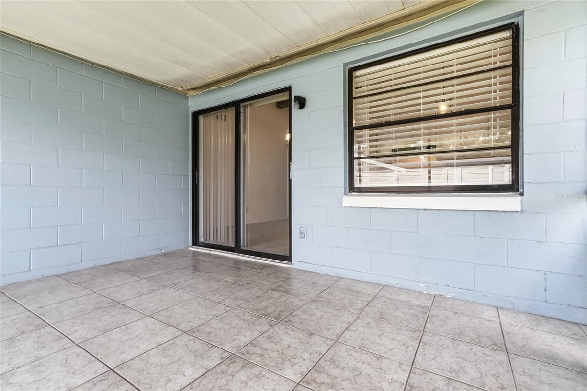 9704 SHALIMAR COURT — photo 37 of 42