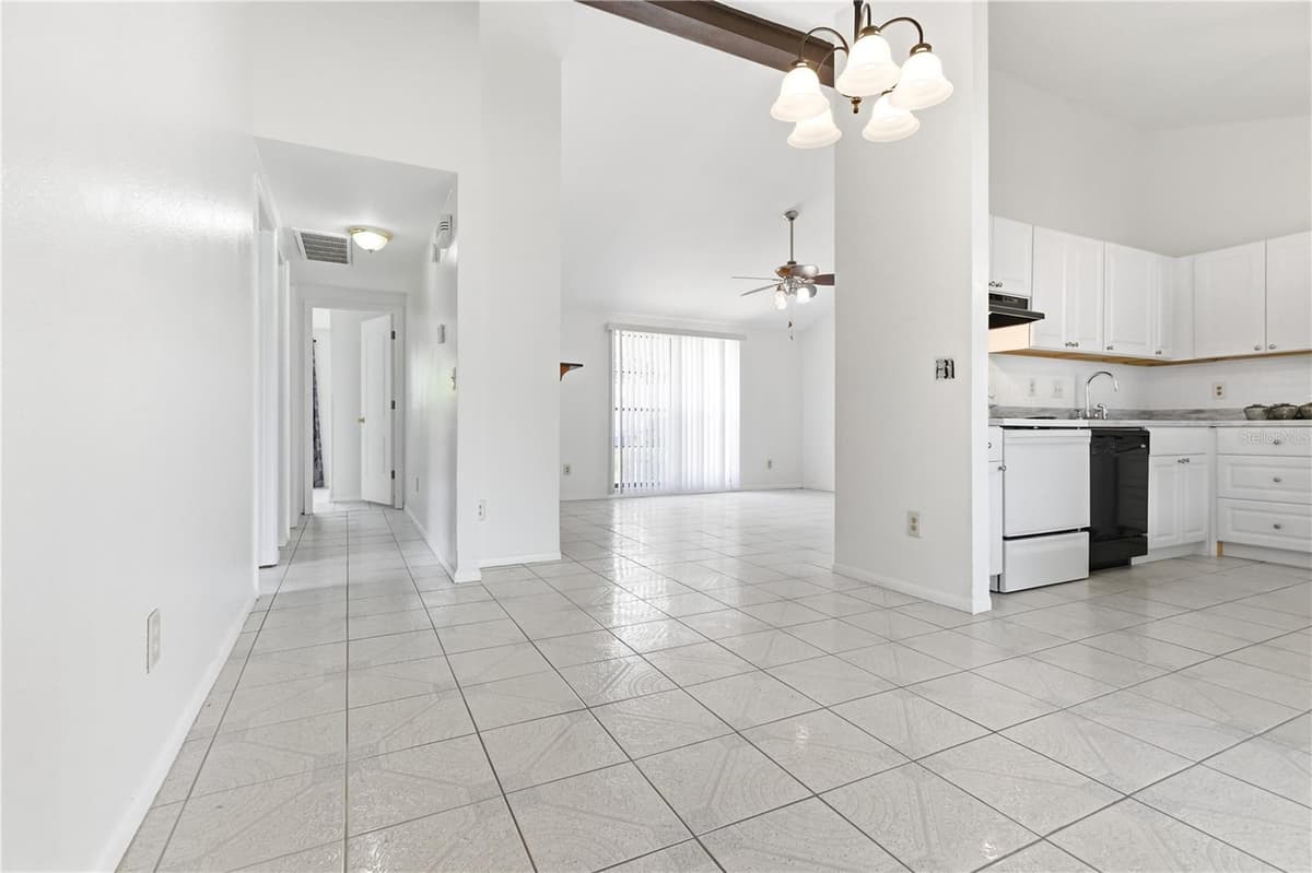 9704 SHALIMAR COURT — photo 14 of 42