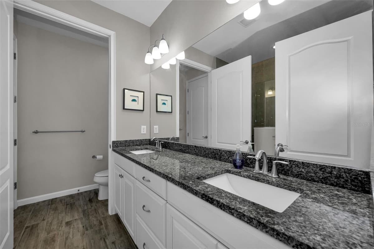 11823 BROOKSIDE DRIVE — photo 13 of 26