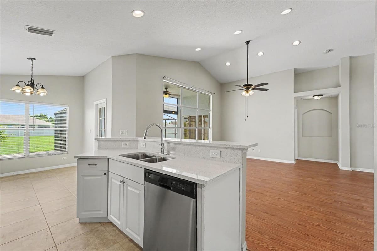 22901 HAWK HILL LOOP — photo 12 of 34