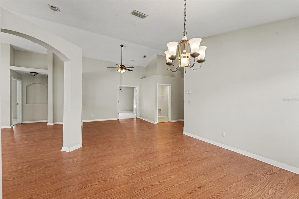 22901 HAWK HILL LOOP — photo 4 of 34