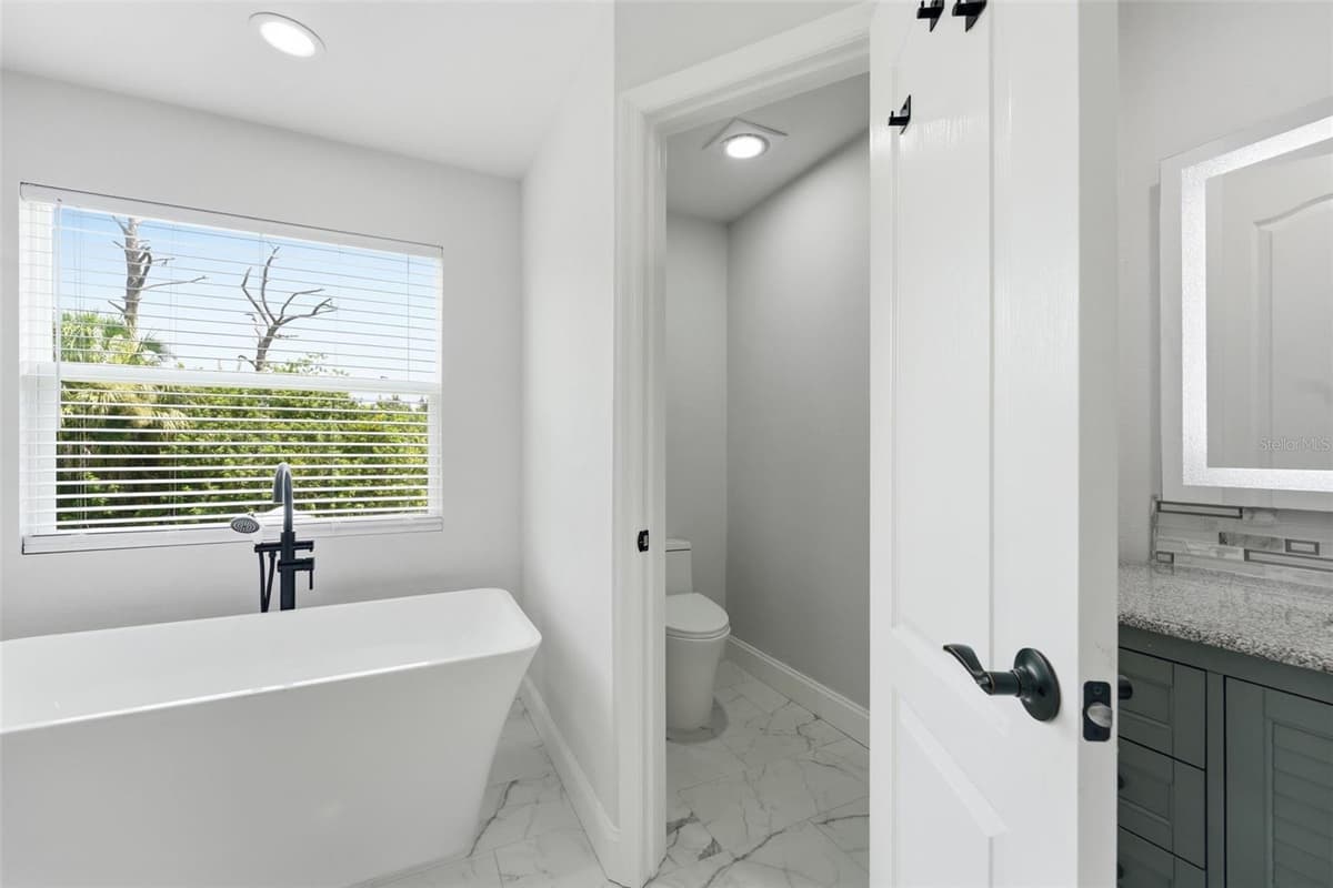 1383 JONQUIL TERRACE — photo 55 of 71
