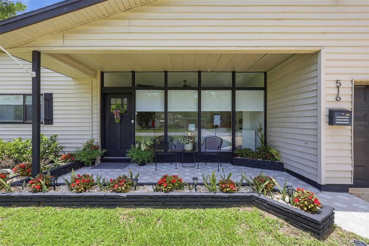 516 MCDONALD AVENUE — photo 4 of 50