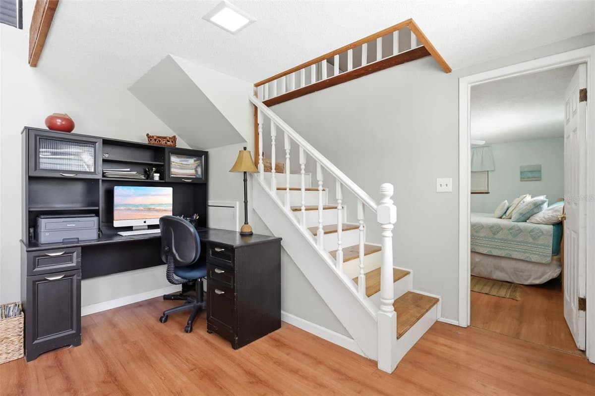 516 MCDONALD AVENUE — photo 43 of 50