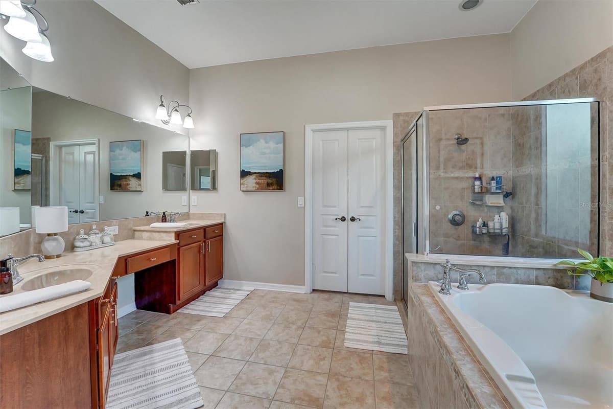 7136 DERWENT GLEN CIRCLE — photo 19 of 64