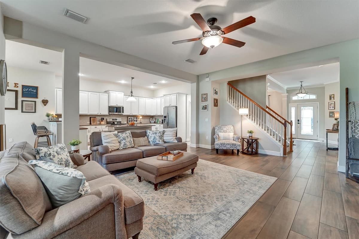 7136 DERWENT GLEN CIRCLE — photo 16 of 64