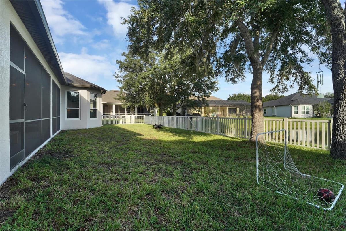 7136 DERWENT GLEN CIRCLE — photo 44 of 64