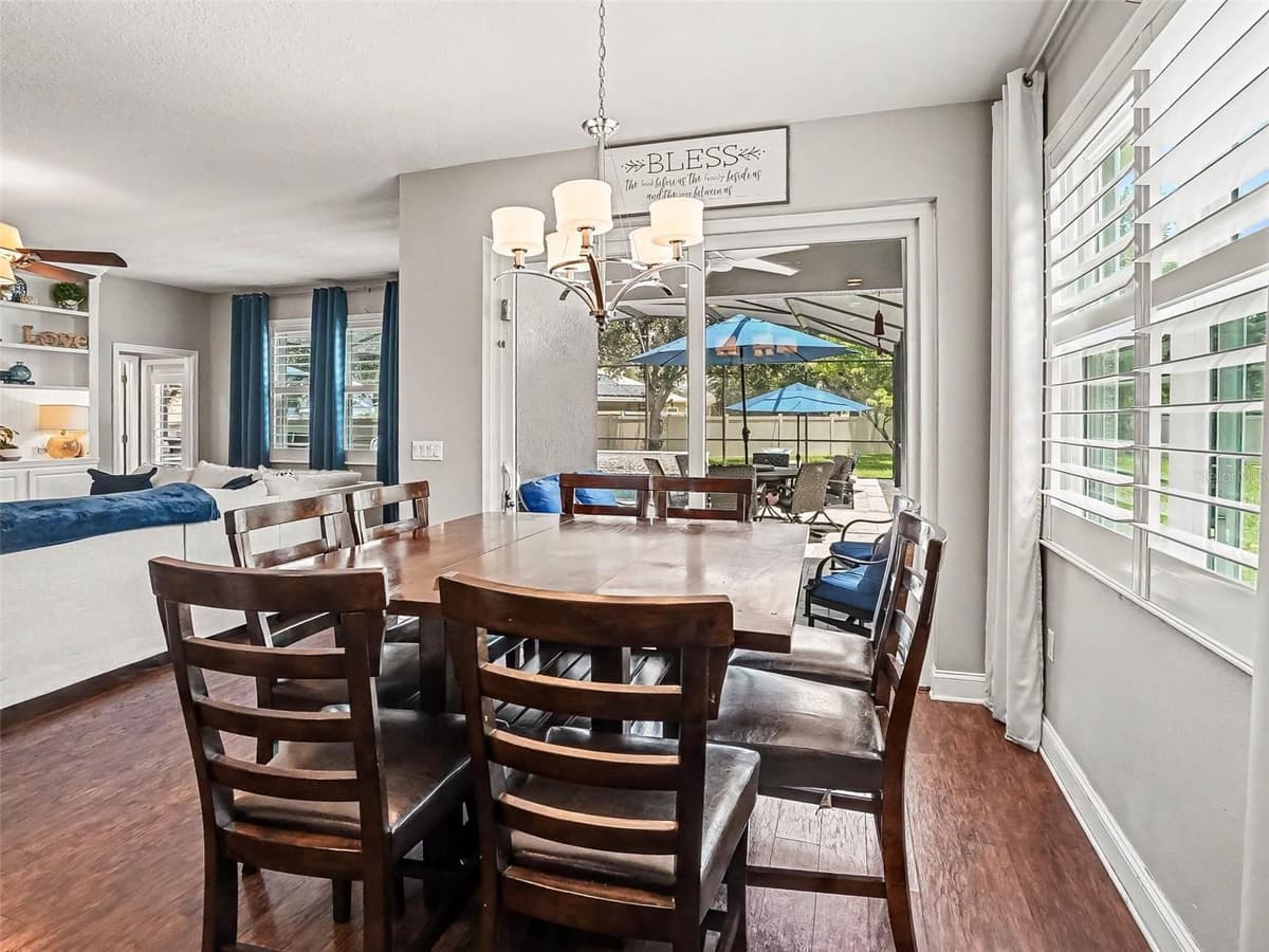 551 SKY TOP DRIVE — photo 5 of 42